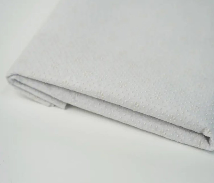 لماذا أصبح السجاد المضاد للانزلاق خيارًا أساسيًا للمنازل الحديثة؟